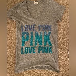 Vs PINK tee